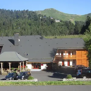 Le Bec De L'aigle Appart hôtel Laveissière
